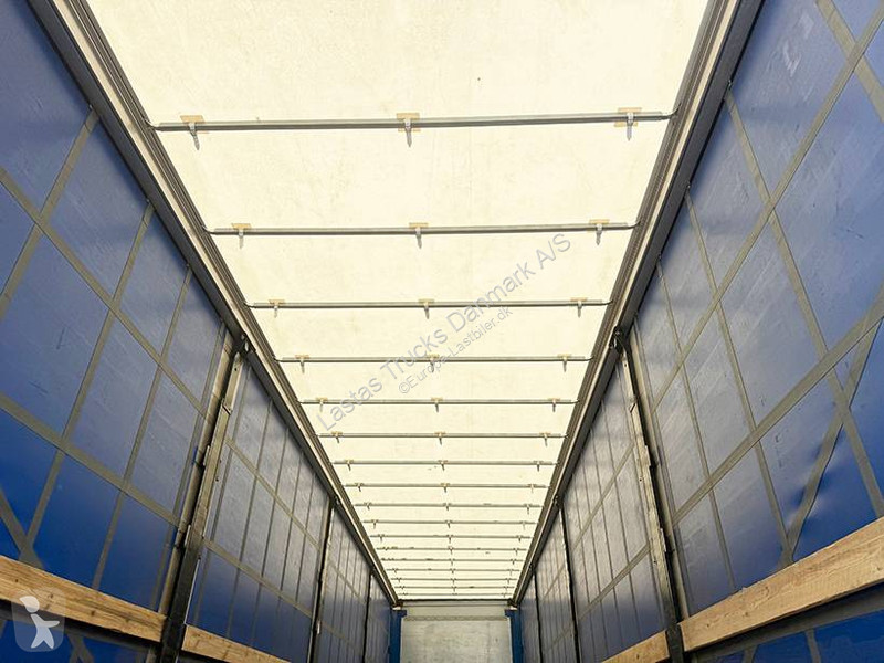 نصف مقطورة Kel-Berg Curtainsider / Planenauflieger