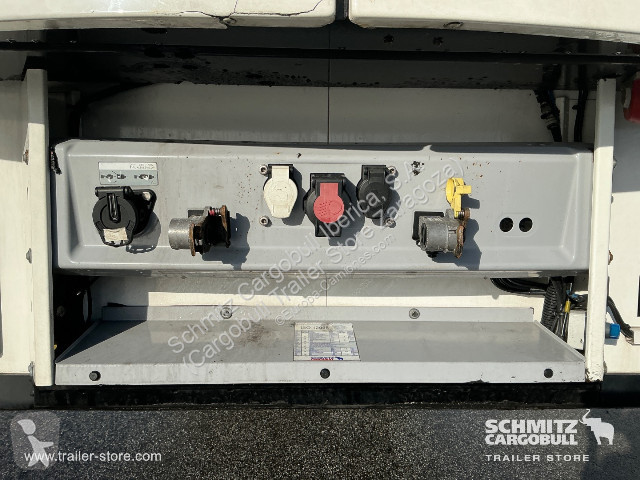نصف مقطورة Schmitz Cargobull Reefer Meat...