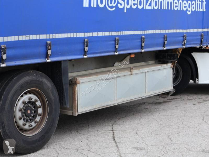 نصف مقطورة Schmitz Cargobull S24