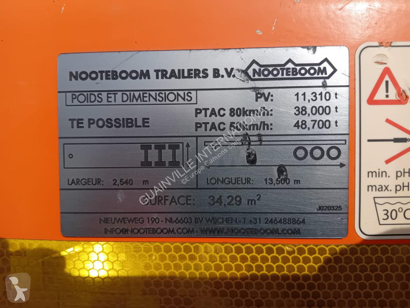 نصف مقطورة Nooteboom