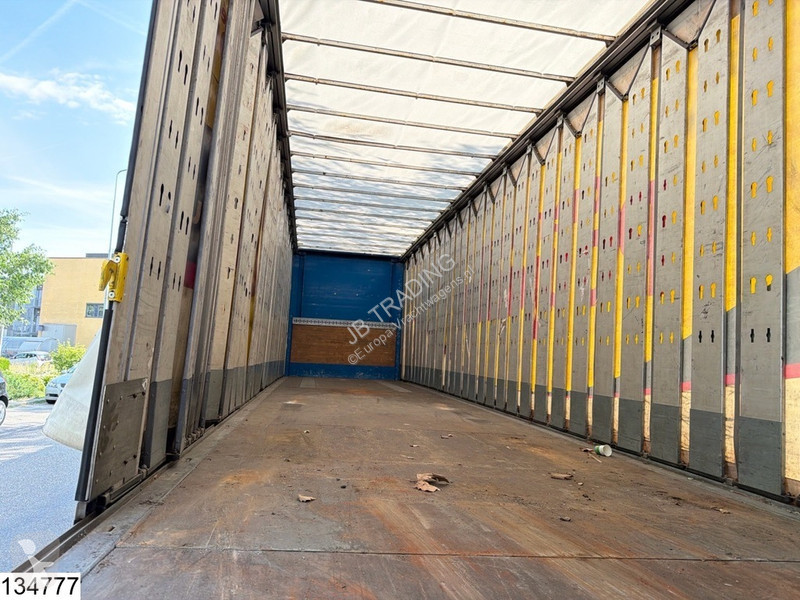 نصف مقطورة Schmitz Cargobull Tautliner