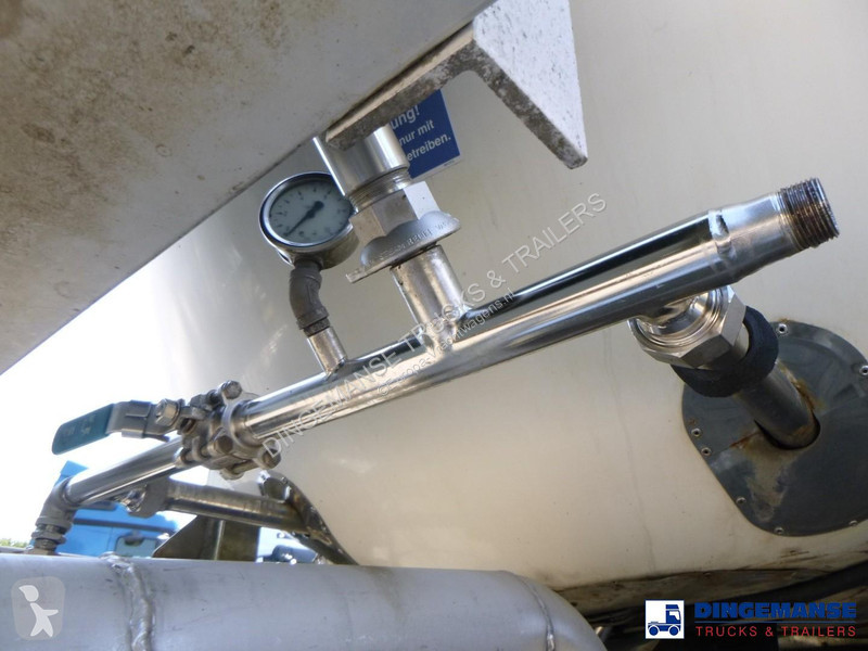 Semi remorque Feldbinder Chemical tank inox 30...