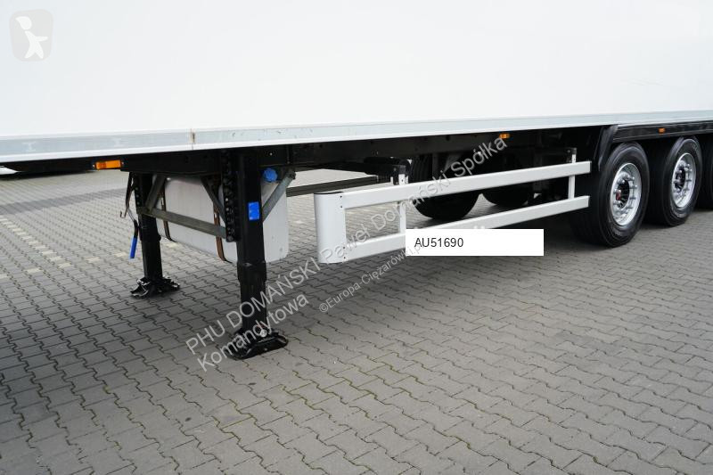 نصف مقطورة Lamberet CHŁODNIA / CARRIER VECTOR...