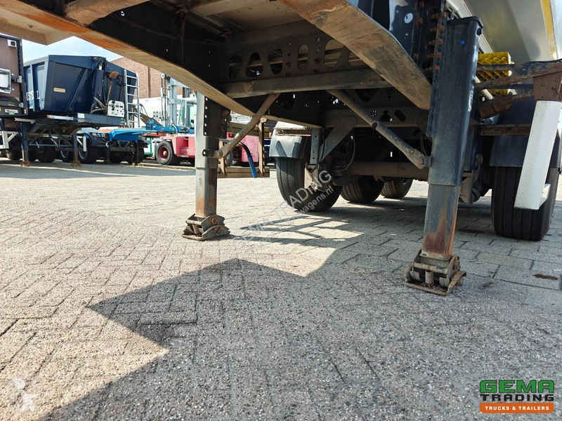 نصف مقطورة Wielton NW-3 28.3 m³ - Steel/Steel -...