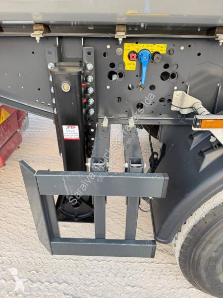 نصف مقطورة Schmitz Cargobull