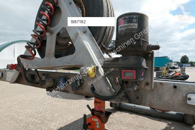 Semi remorque  RECKER SAN 44. 2-Achser....