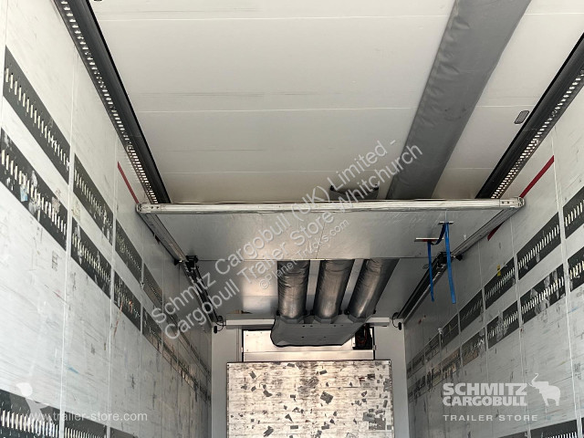 نصف مقطورة Schmitz Cargobull Reefer Multitemp