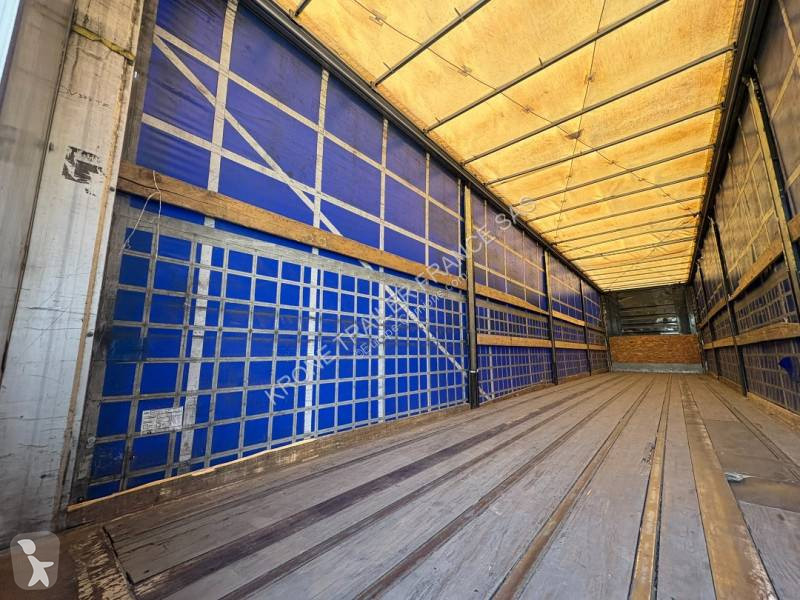 نصف مقطورة Fruehauf