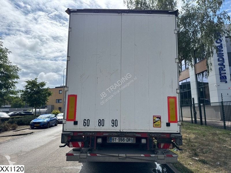 Fruehauf Tautliner semi-trailer