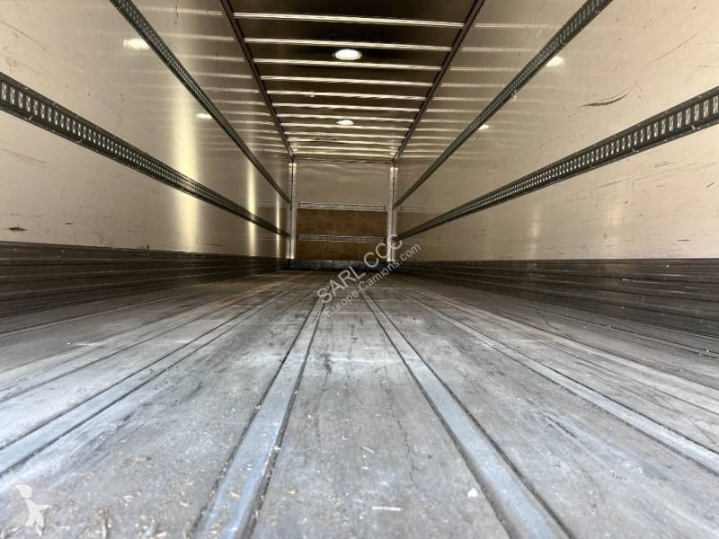 Semi remorque Fruehauf EP-176-LR essieu...