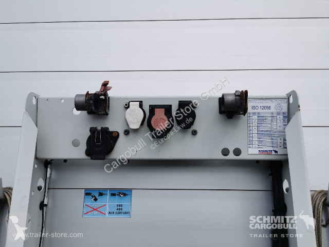 Полуприцеп Schmitz Cargobull Curtainsider...