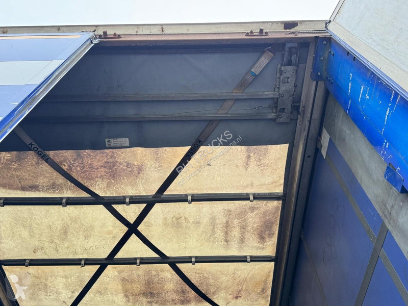 Полуприцеп Kögel S24-1 3 AXLE SAF + SLIDING ROOF