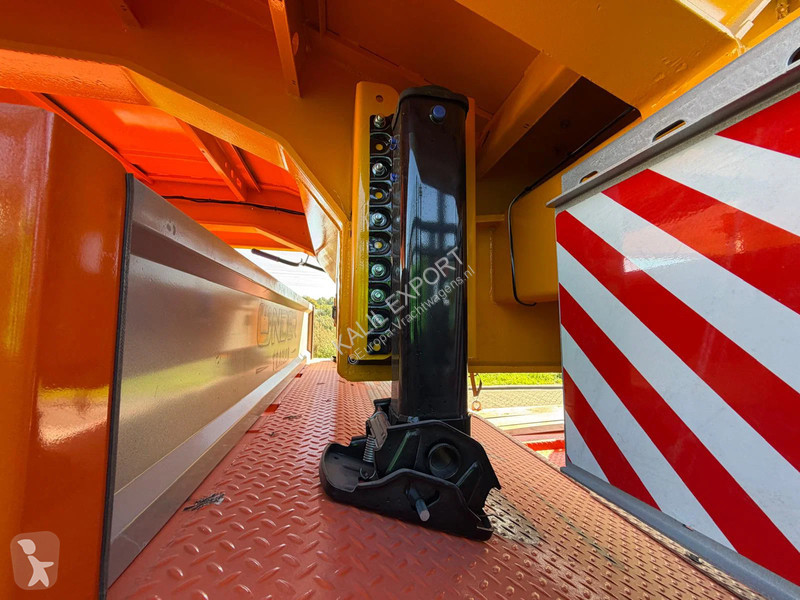 Полуприцеп  Low Bed 3 Axle Full Spring 60 Ton...