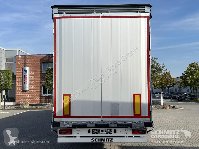 Schmitz Cargobull Curtainsider Mega Getränke...