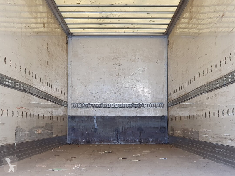Spier SGL390 semi-trailer