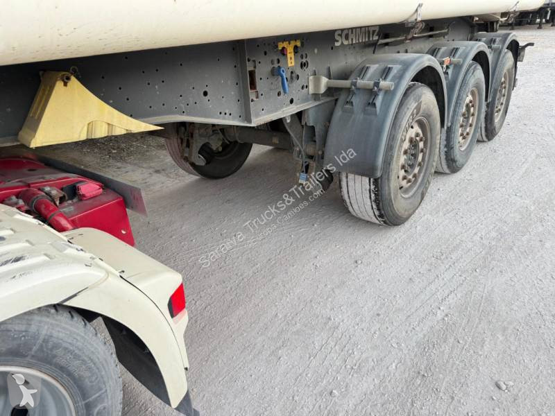 نصف مقطورة Schmitz Cargobull