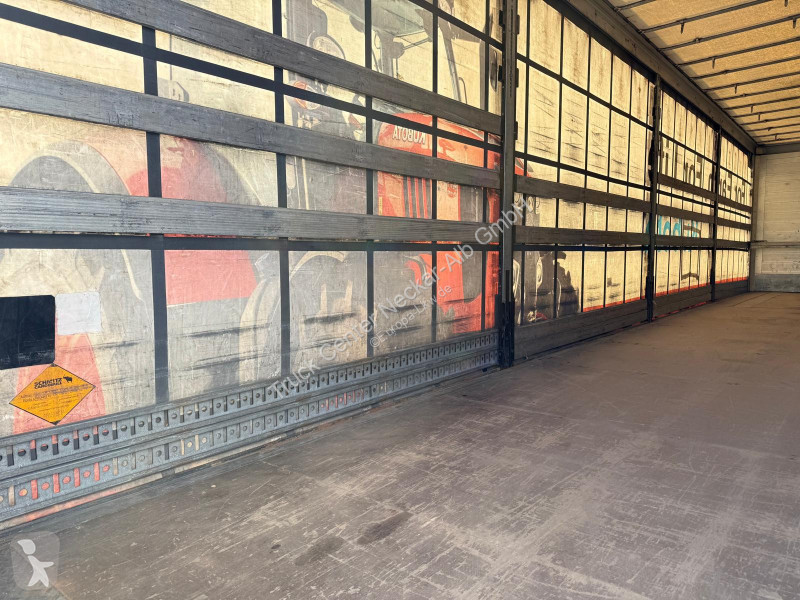 Félpótkocsi Schmitz Cargobull   3 Achs Mega...