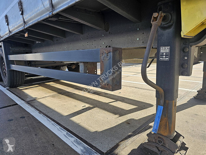 Oplegger Schmitz Cargobull SCB*S3T 3 AXLES...