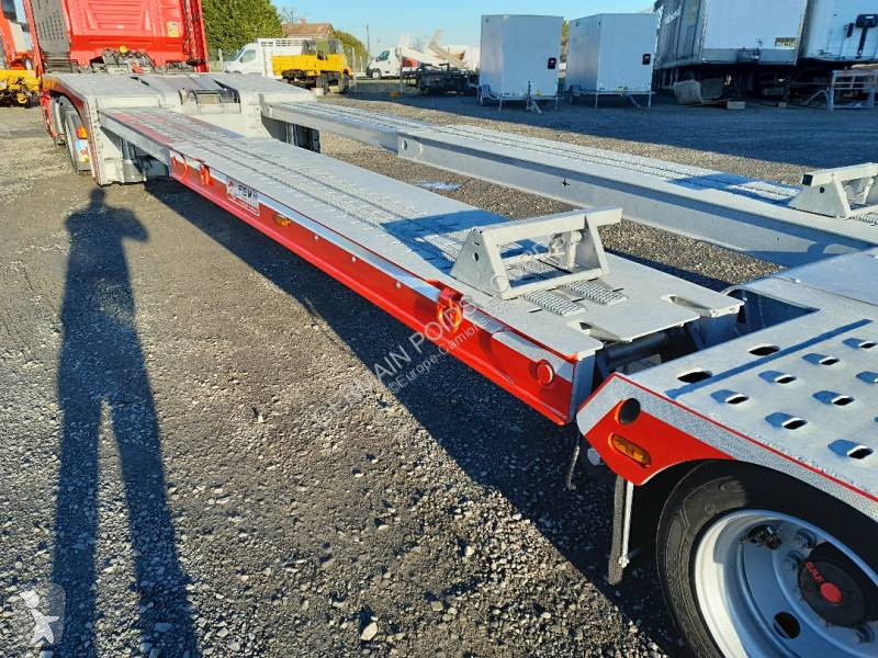 Semitrailer FGM Porte camion 3 essieux