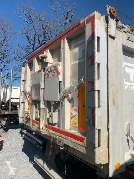 Semitrailer Total Trailers