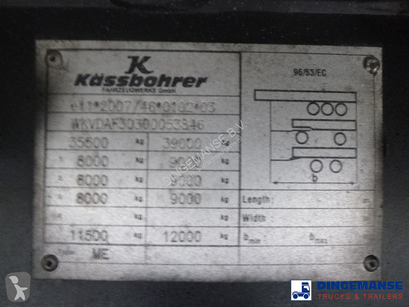 Semitrailer Kässbohrer Curtain side Mega...