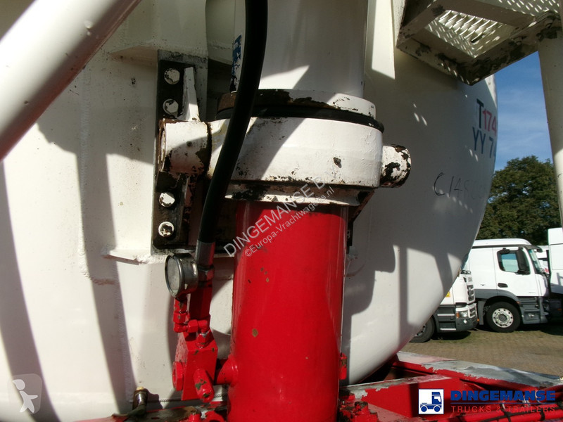 Semiremorca Feldbinder Powder tank alu 41 m3...