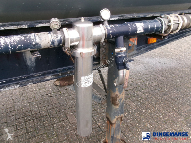 Semiremorca Feldbinder Powder tank alu 38 m3...