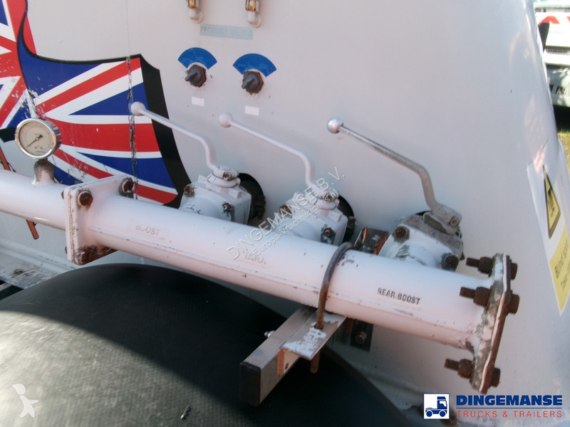 Semiremorca Feldbinder Powder tank alu 36 m3 /...
