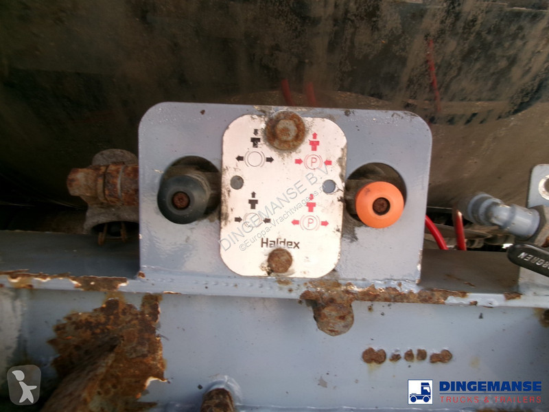 Semiremorca Magyar Heavy oil tank inox 37 m3 /...