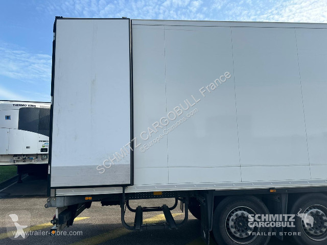نصف مقطورة Schmitz Cargobull Semitrailer Reefer...