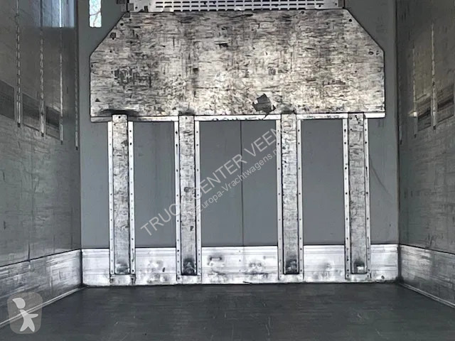 Semiremorca Krone Frigo Double stock carrier...