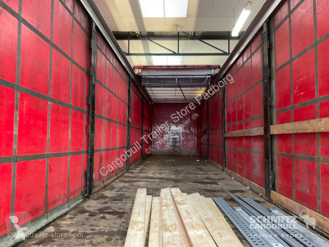 Oplegger  Curtainsider Standard Staplerhalterung