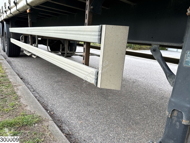 Semitrailer Samro Tautliner