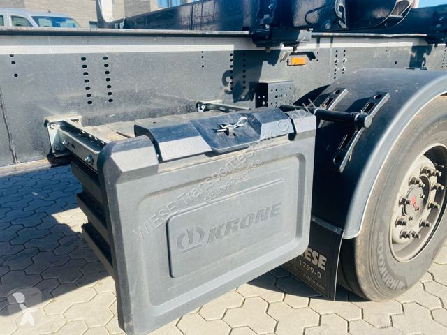 Sættevogn  Holzauflieger mit Schemel und Rungen