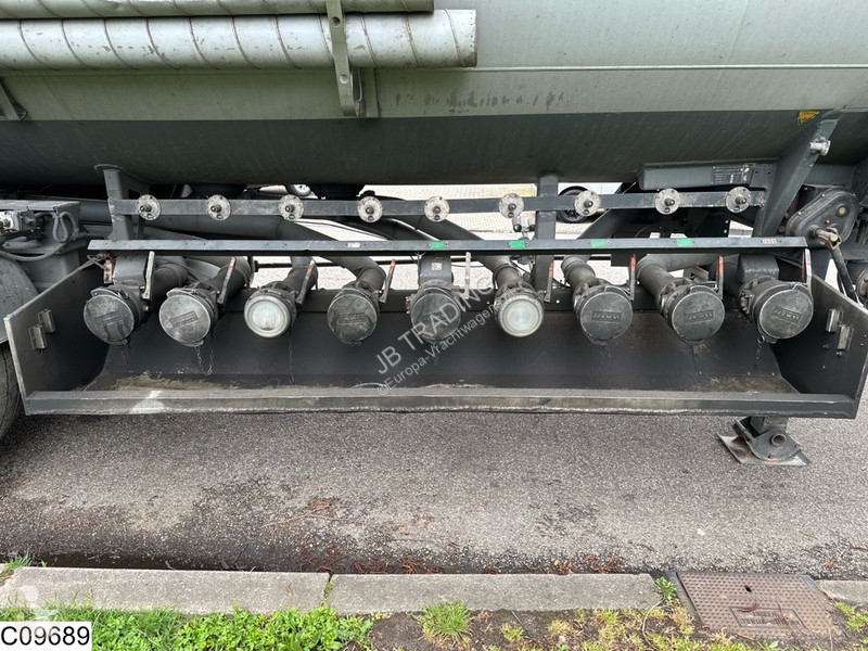 Semitrailer Trailor Fuel 39915 Liter, 9...