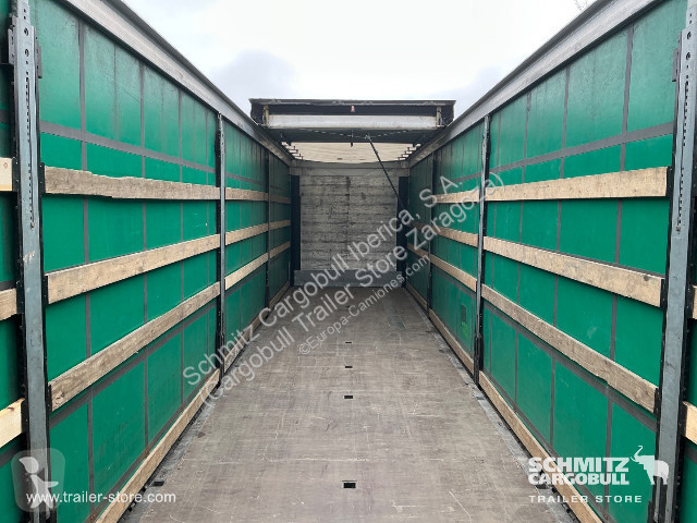 Sættevogn Schmitz Cargobull Curtainsider Standard