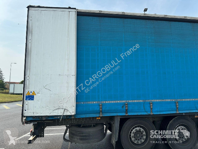 Semitrailer Schmitz Cargobull Semitrailer...
