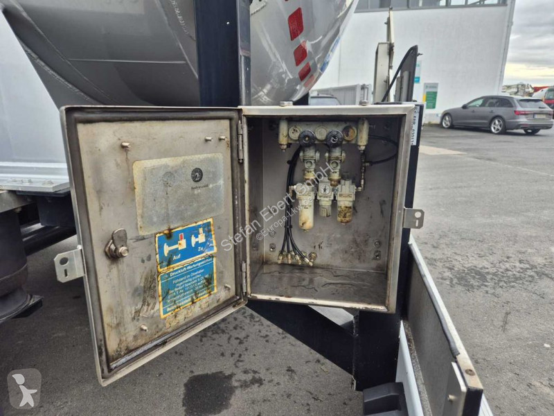 Semi reboque Feldbinder TSA 30.3 Gefahrgut ADR,...