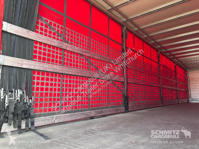 نصف مقطورة Schmitz Cargobull Curtainsider...
