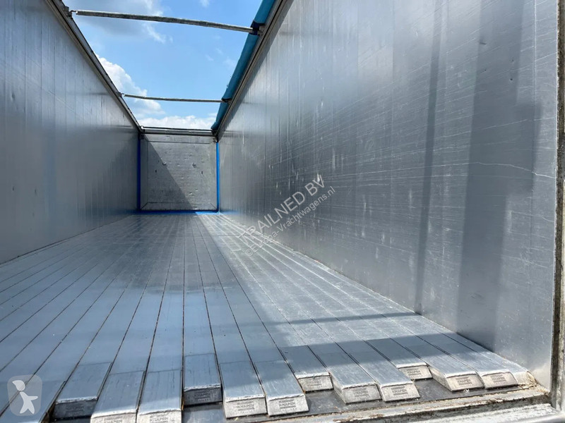 Semiremorca  K100 - 92m3 Liftachse Floor 10mm...