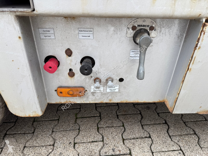 Semiremorca  CYL 3 CYL 3, mit Lift-/Lenkachse,...