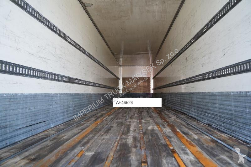 Semiremorca Fruehauf IZOTERMA / KONTENER /...