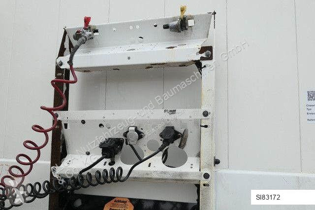 Semitrailer Krone SD, Schlüssellochblech,...