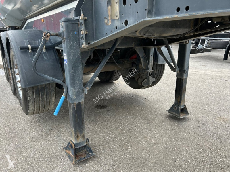 Semitrailer Schwarzmüller Kippmulde 25m³, SAF,...