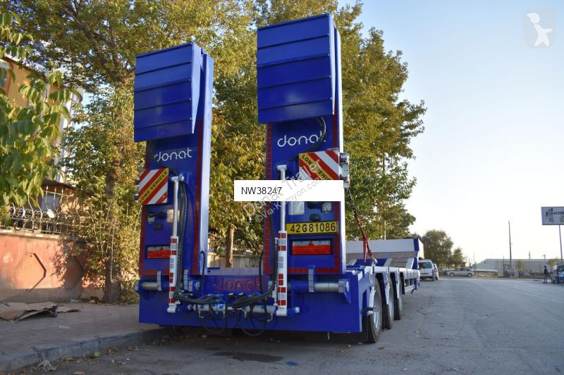 Превоз на строителна техника Donat 3 axle...