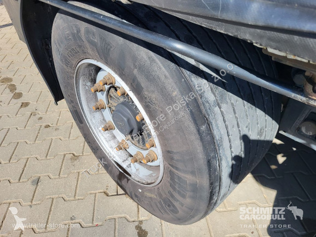 Semitrailer Wielton Schiebeplane Mega