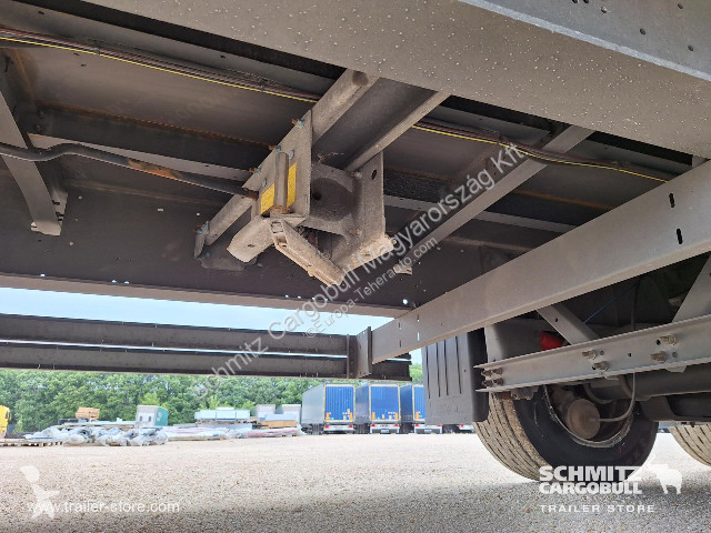 Semi reboque Schmitz Cargobull Curtainsider Mega