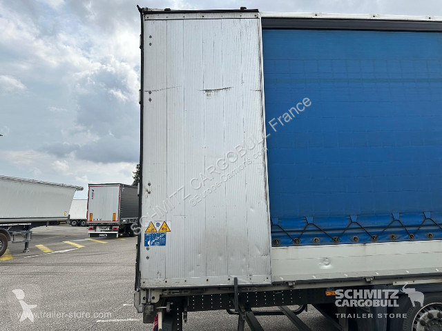 Semitrailer Schmitz Cargobull Semitrailer...