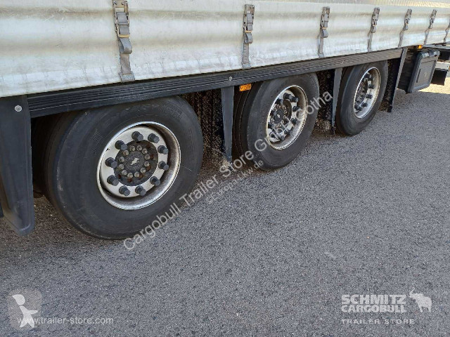 Návěs Schmitz Cargobull Curtainsider Mega Getränke