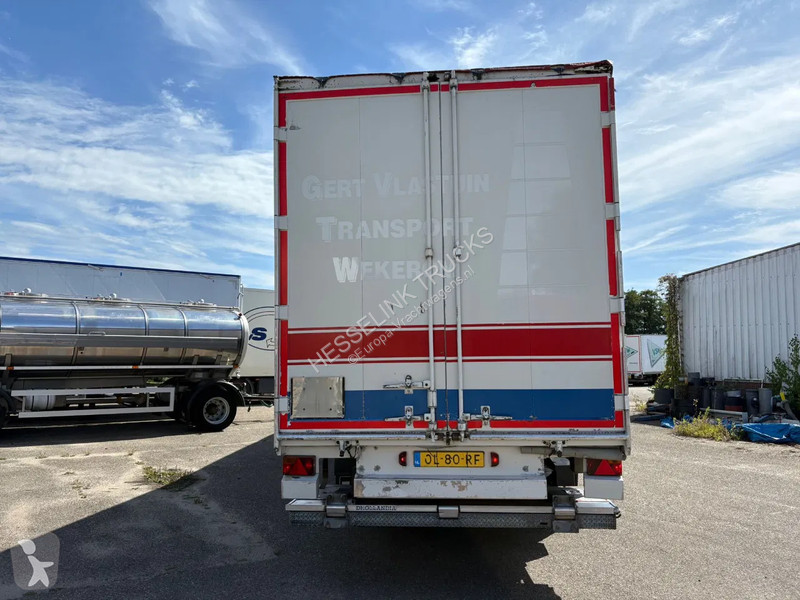 Semiremorca  K200 84m3 VSE Gedwongen stuuras...
